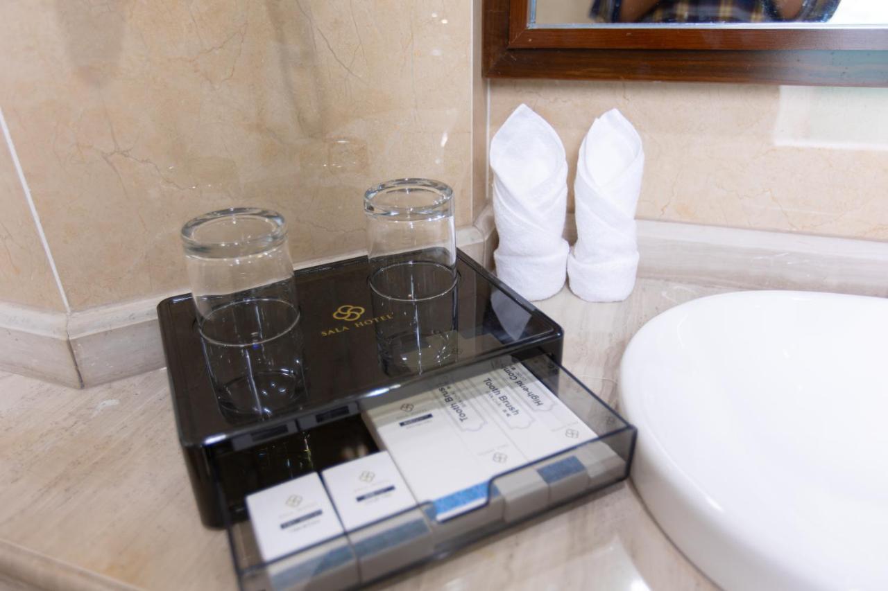 Sala Hotel Mong Cai Екстериор снимка